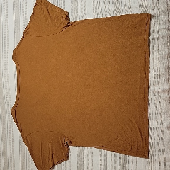 American Eagle Soft & Sexy Tee | Medium - Picture 3 of 8